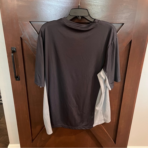 Reebok Athletic Tee - Picture 5 of 5